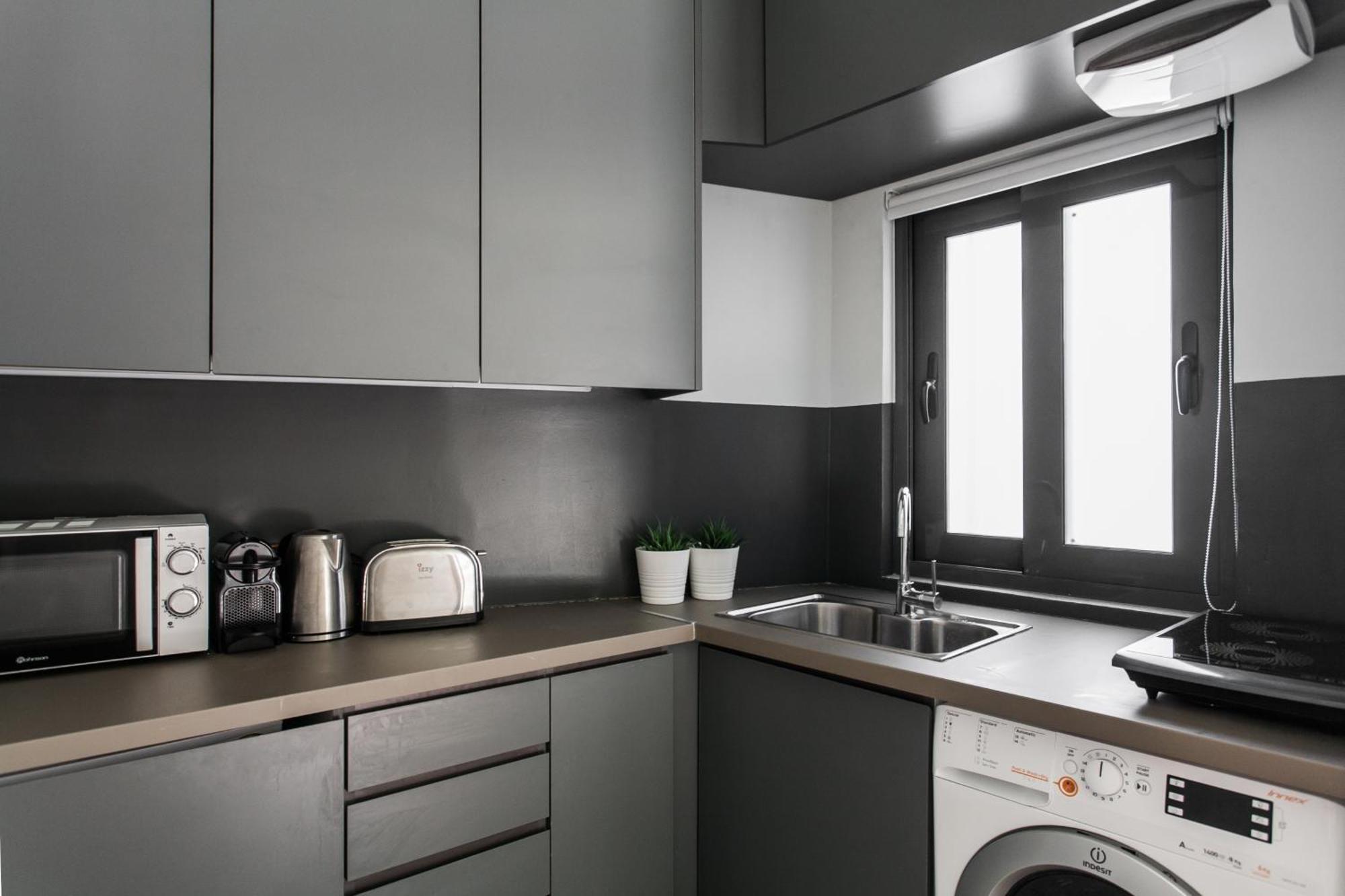 Ferienwohnung The Hill By Zoia Living Athen Exterior foto